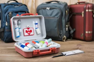 Аптечка путешественника: что реально нужно