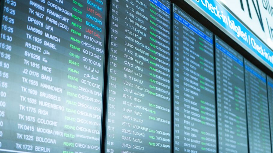 Статус рейса: как следить за вылетом и что делать при изменении