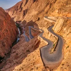 День 6. Merzouga Rissani Tinjdad Todra Gorges Dades