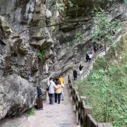 День 2. Three Natural Bridges — вау-день природы