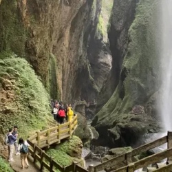 День 2. Three Natural Bridges — вау-день природы