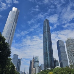 День 1. Встреча