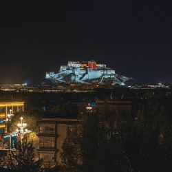 День 9. Озеро Ямдрок, ледник Карола, монастырь Пелкор Чоде