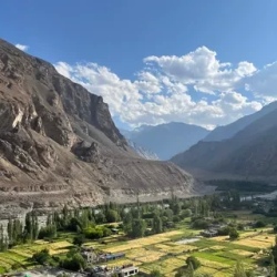День 11. Завтрак с видом на Каракорум