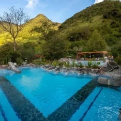День 7. Papallacta hot springs & Overnight Shuttle Bus to