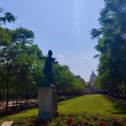 День 3. Париж