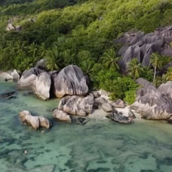 День 2. Переход на La-Digue (28 Nm)