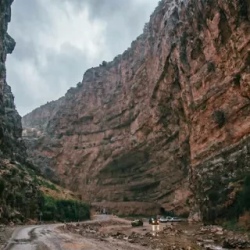 День 6. Дарбандское ущелье и каньоны Байсуна
