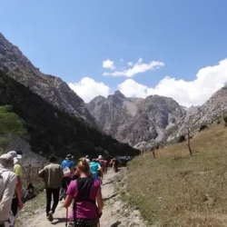 День 2. Переход к Куликалонским озёрам (2830 м).