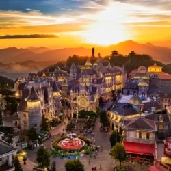 День 9. Ba Na Hills, Золотой мост и вечерний Хойан.