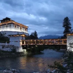День 11. Gangtey-Paro (approx. 6 hours drive)