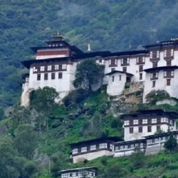 День 9. Mongar to Lhuentse & Khoma Village