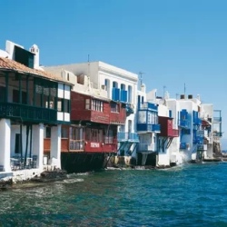 День 3. Piraeus Santorini / Santorini