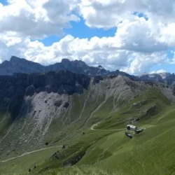 День 2. Рифуджо Дженова (Rifugio Genova) до Рифуджо Гарден