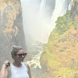День 9. Летим к водопаду Виктория!