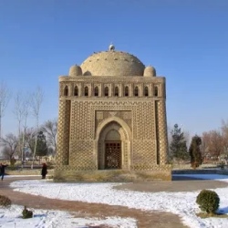 День 4. Переезд в Бухару (4-5 ч). Экскурсия по Бухаре.