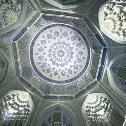 День 2. Экскурсия по Самарканду. Встреча с легендой.