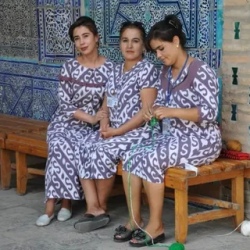 День 1. Прилет в Ургенч. Переезд в Юртовый лагерь Аяз Кала