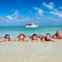 День 2. Остров резорт - Island Resort