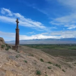 День 7. Вулкан Арагац, памятник алфавиту и Сагмосаванк