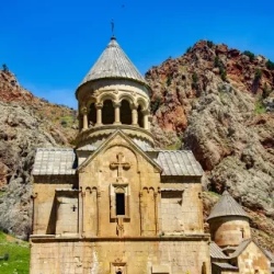 День 6. Хор Вирап, Нораванк, Арени