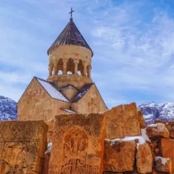 День 4. Хор Вирап, Нораванк, винодельня Арени, Хндзореск
