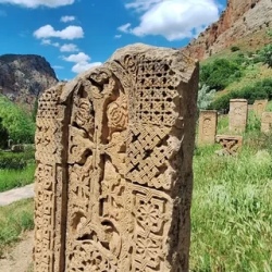 День 4. ХОР ВИРАП, НОРАВАНК, АРАРАТ, АРЕНИ