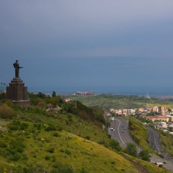 День 9. Пешеходная экскурсия по Еревану