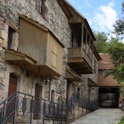 День 9. Хор Вирап, Нораванк, Арени и Пещера птиц