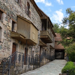 День 9. Хор Вирап, Нораванк, Арени и Пещера птиц