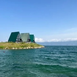 День 3. Горные вершины и зеркальные озёра