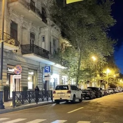 День 1. Прибытие в Баку. Трансфер из Аэропорта