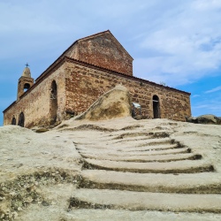 День 3. Коронация Царицы Тамары и Мегрельские джунгли!