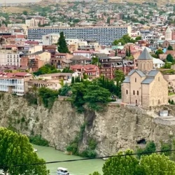 День 2. Мцхета, слияние рек Арагви и Куры, Светицховели