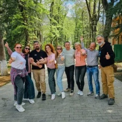 День 5. Стеклянный мост, альпийские луга и пещеры Вардзии!