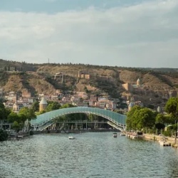 День 1. Встреча, высокогорная дорога в Тбилиси