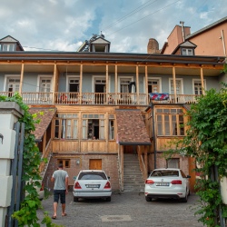 День 3. Старый Тбилиси, Мцхета и переезд в Батуми