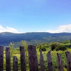 День 3. Озеро Паравани и пещерный город Вардзиа