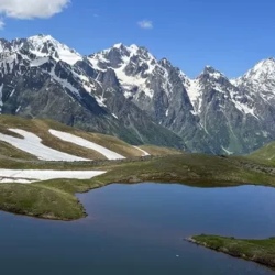День 4. Местия, прогулки и хайкинг.