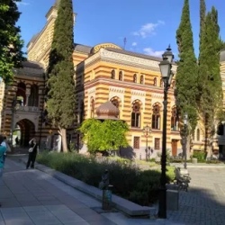 День 2. Прогулка по Тбилиси и подъём на Мтацминду