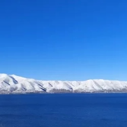 День 5. Переезд в Армению: курорт Дилижан и озеро Севан