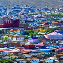 День 2. Пересечение Границы. Шопинг. Ресторан