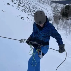 День 2. Знакомство со снаряжением. Встреча Нового Года!