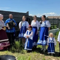 День 2. Село Байкальское и мыс Лударь. Места силы.