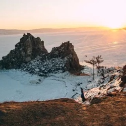 День 2. Ледяные Гроты, Мраморные Скалы И Сакральный Мыс