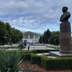День 4. Махачкала — панорамы столицы и семейная винодельня