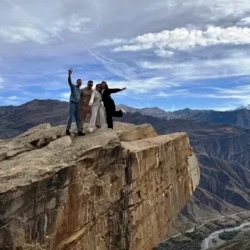 День 3. Там ревели горы
