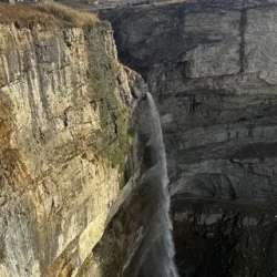 День 3. Каменная чаша, Водопад Тобот