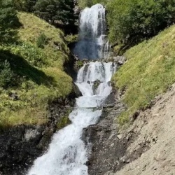 День 4. Водопады и заброшенные села