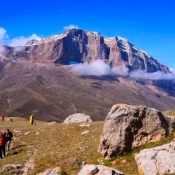 День 1. Город Махачкала, крепость Нарын-кала.